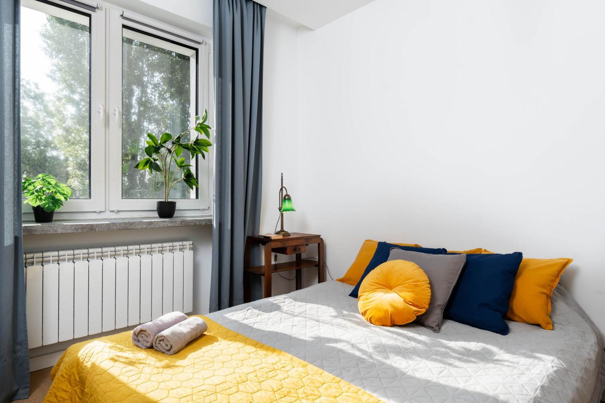 Chopin Apartment Lazienki Park Warsaw Exterior photo